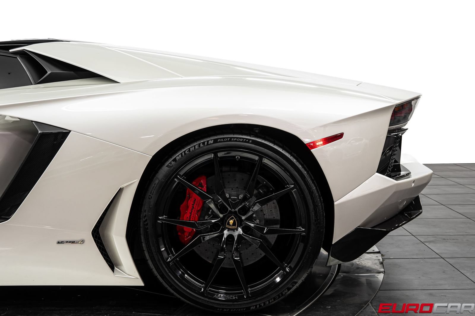 Used 2015 Lamborghini Aventador LP 700-4 AWD/4WD image 22