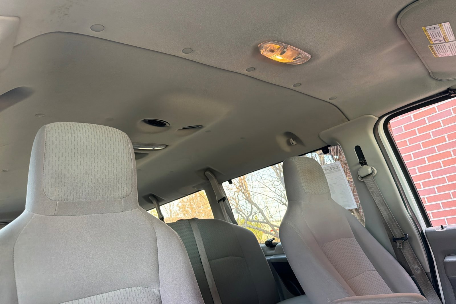 Used 2011 Ford E-350 and Econoline 350 XLT image 17