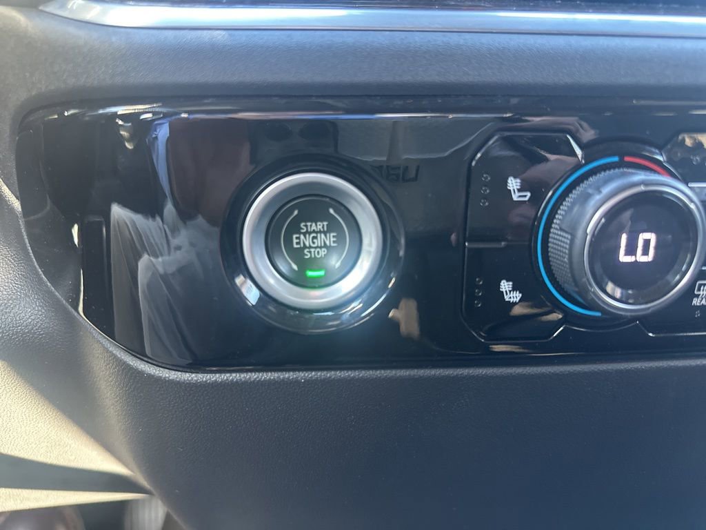 Used 2022 Chevrolet Silverado 1500 RST image 18