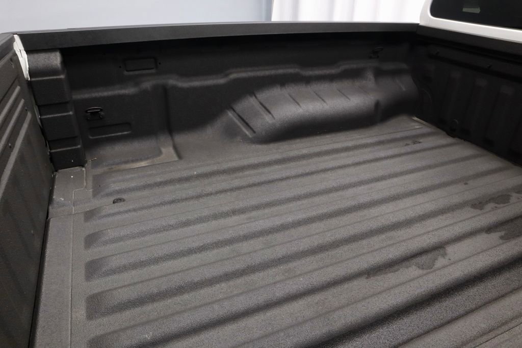 Certified 2025 Nissan Frontier S image 13