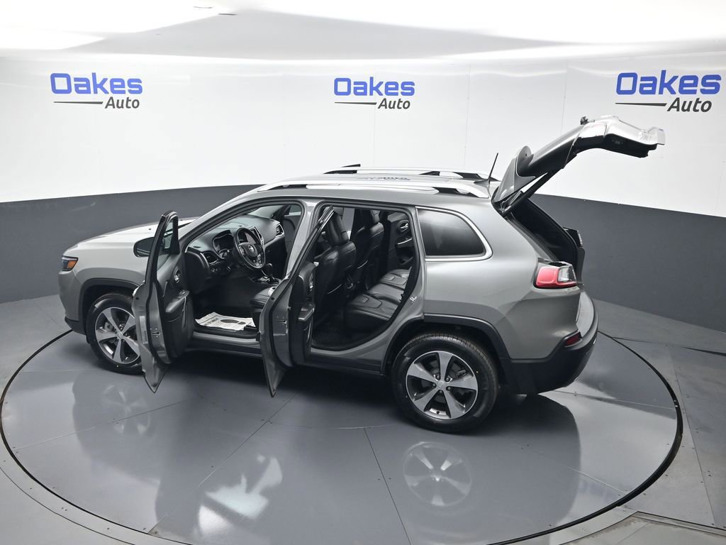 Used 2020 Jeep Cherokee Limited image 61