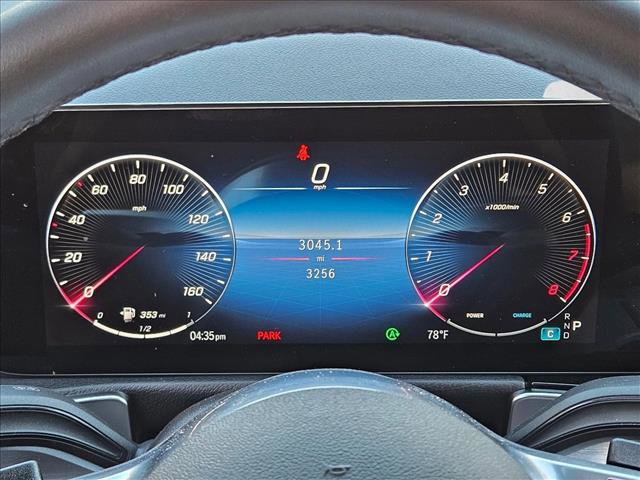 Used 2026 Mercedes-Benz GLB 250 image 11