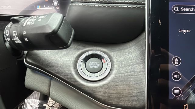 Used 2022 Jeep Grand Cherokee L Overland image 29