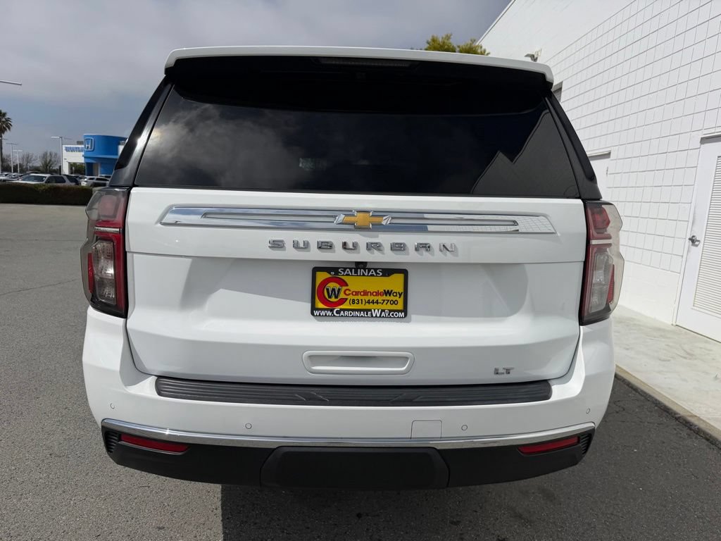 Used 2024 Chevrolet Suburban LT RWD image 5