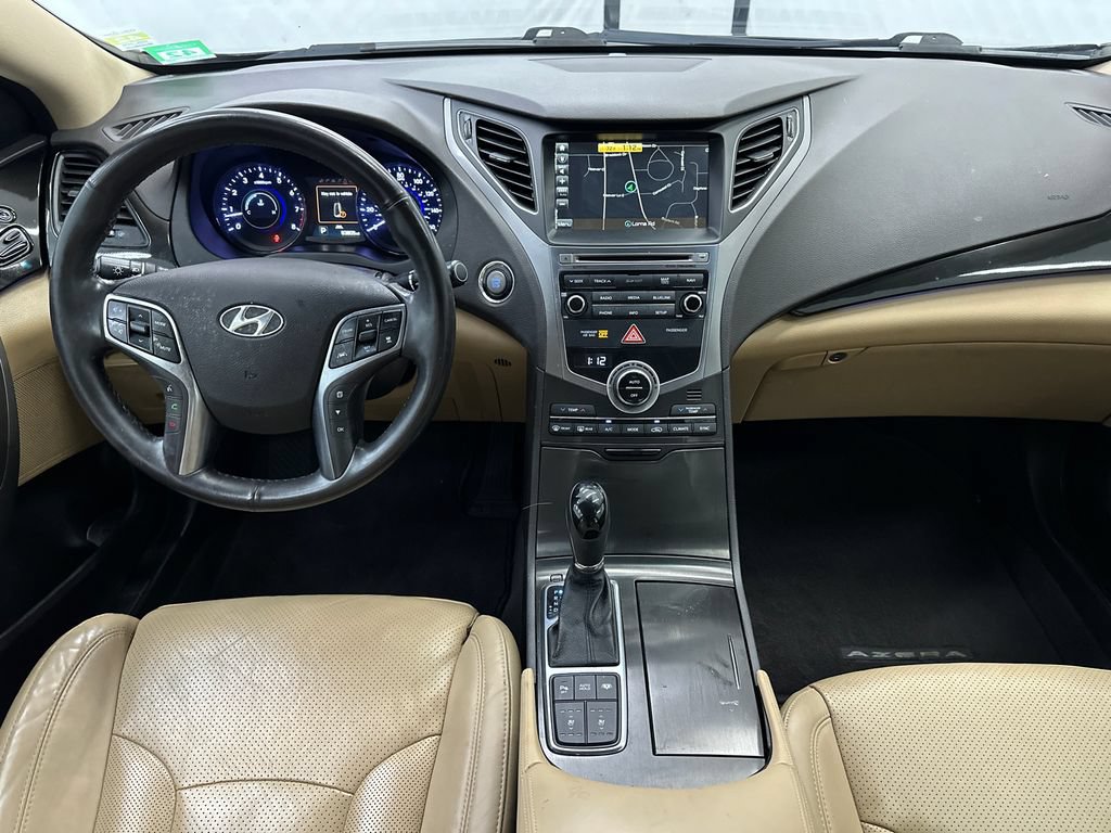 Used 2016 Hyundai Azera Limited FWD image 21