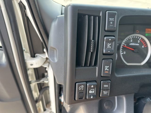 New 2023 Chevrolet Low Cab Forward 5500XD image 17