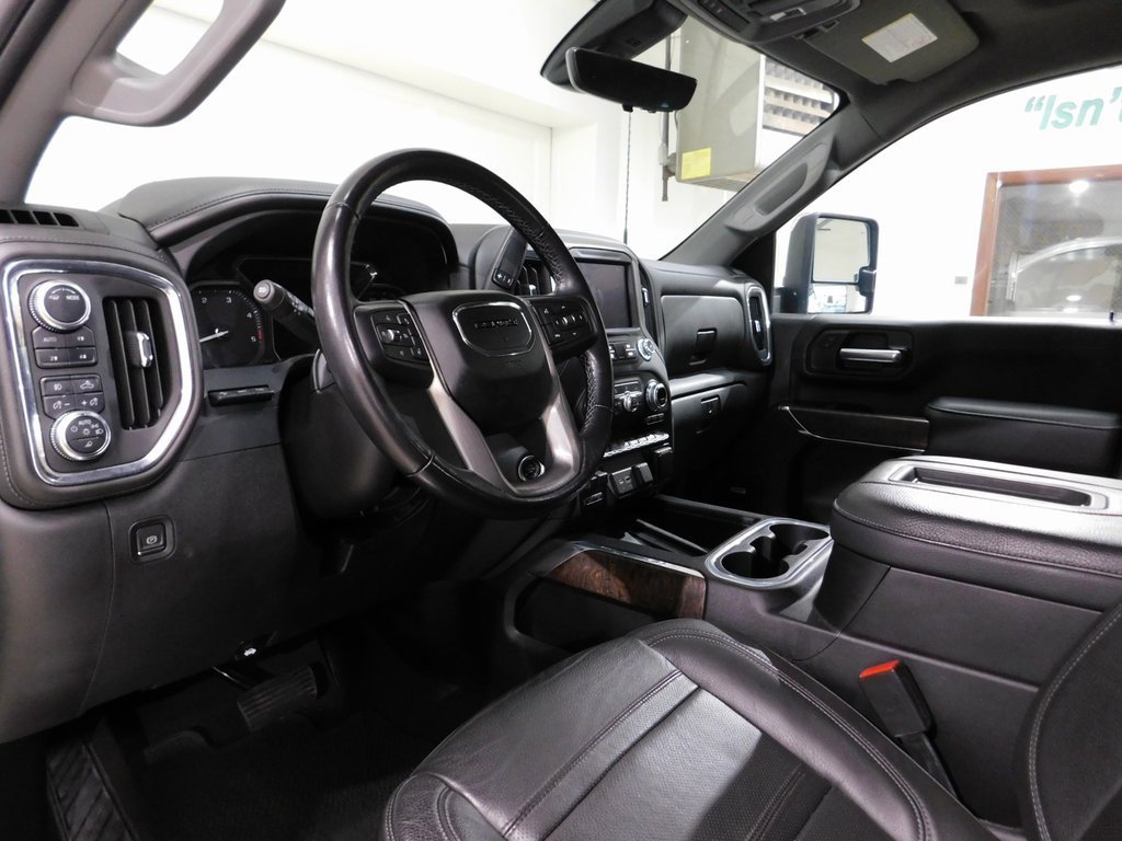 Used 2022 GMC Sierra 3500 Denali w/ Technology Package image 35