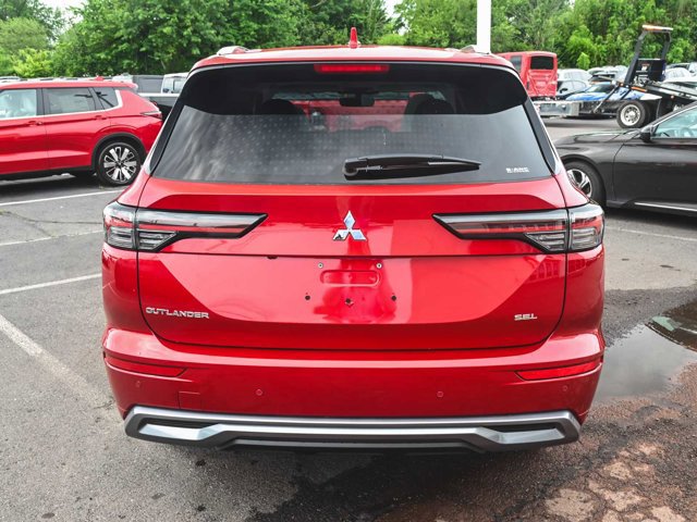 New 2025 Mitsubishi Outlander SEL image 5