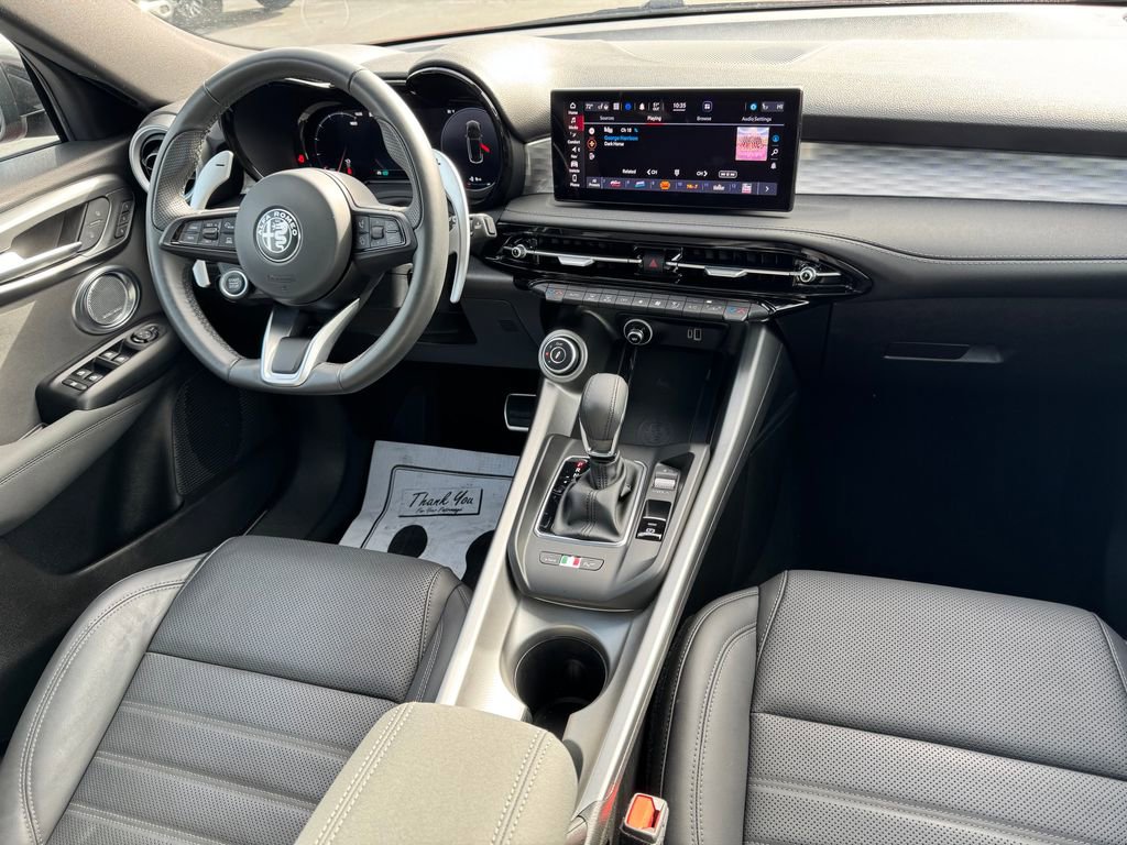 Used 2024 Alfa Romeo Tonale Veloce AWD/4WD image 12