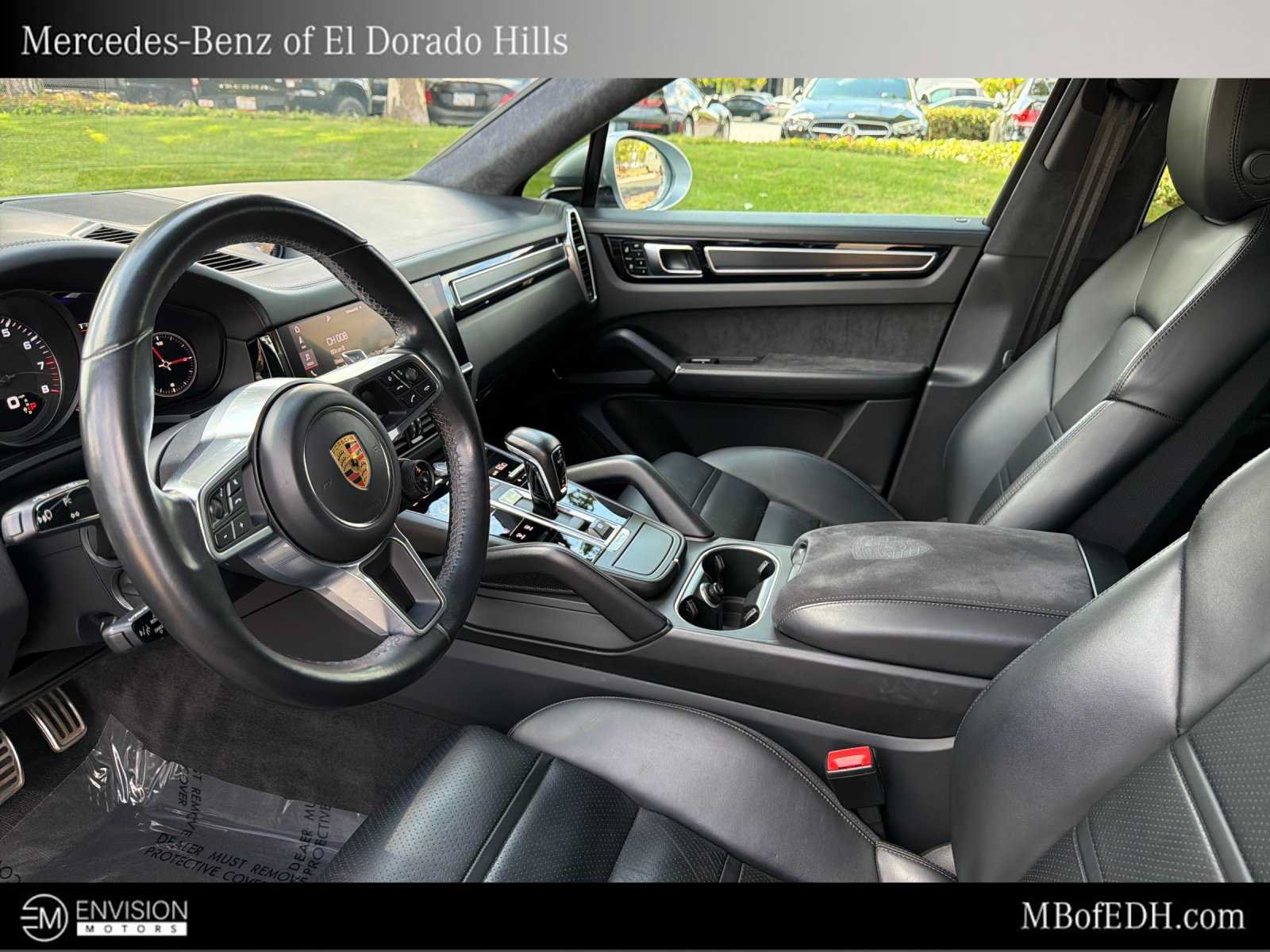 Used 2021 Porsche Cayenne GTS AWD/4WD image 9