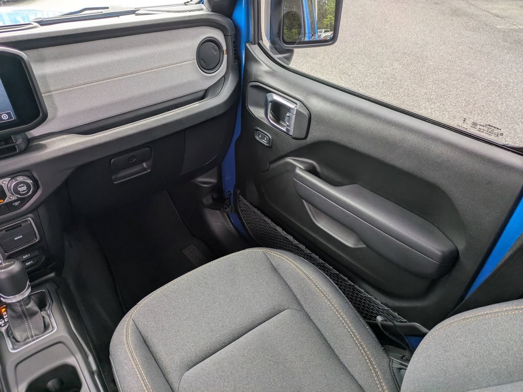 Used 2025 Jeep Gladiator Sport AWD/4WD image 17