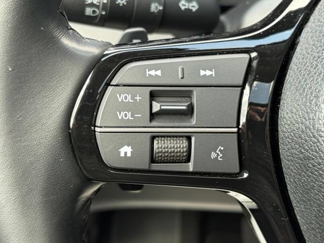 Used 2023 Honda Pilot Touring image 18