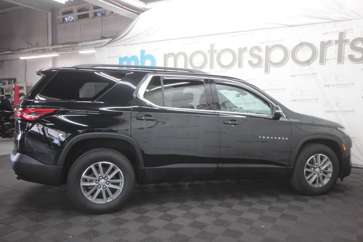 Used 2022 Chevrolet Traverse LT w/ LPO, Floor Liner Package image 7