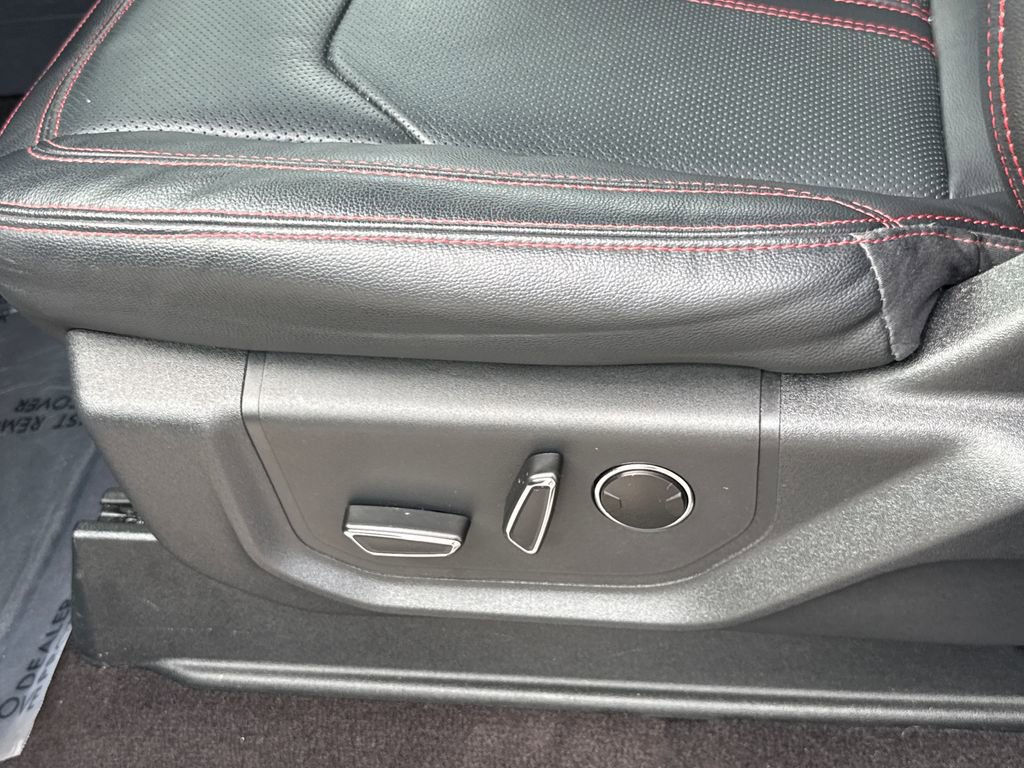 Used 2023 Ford Expedition Limited image 29