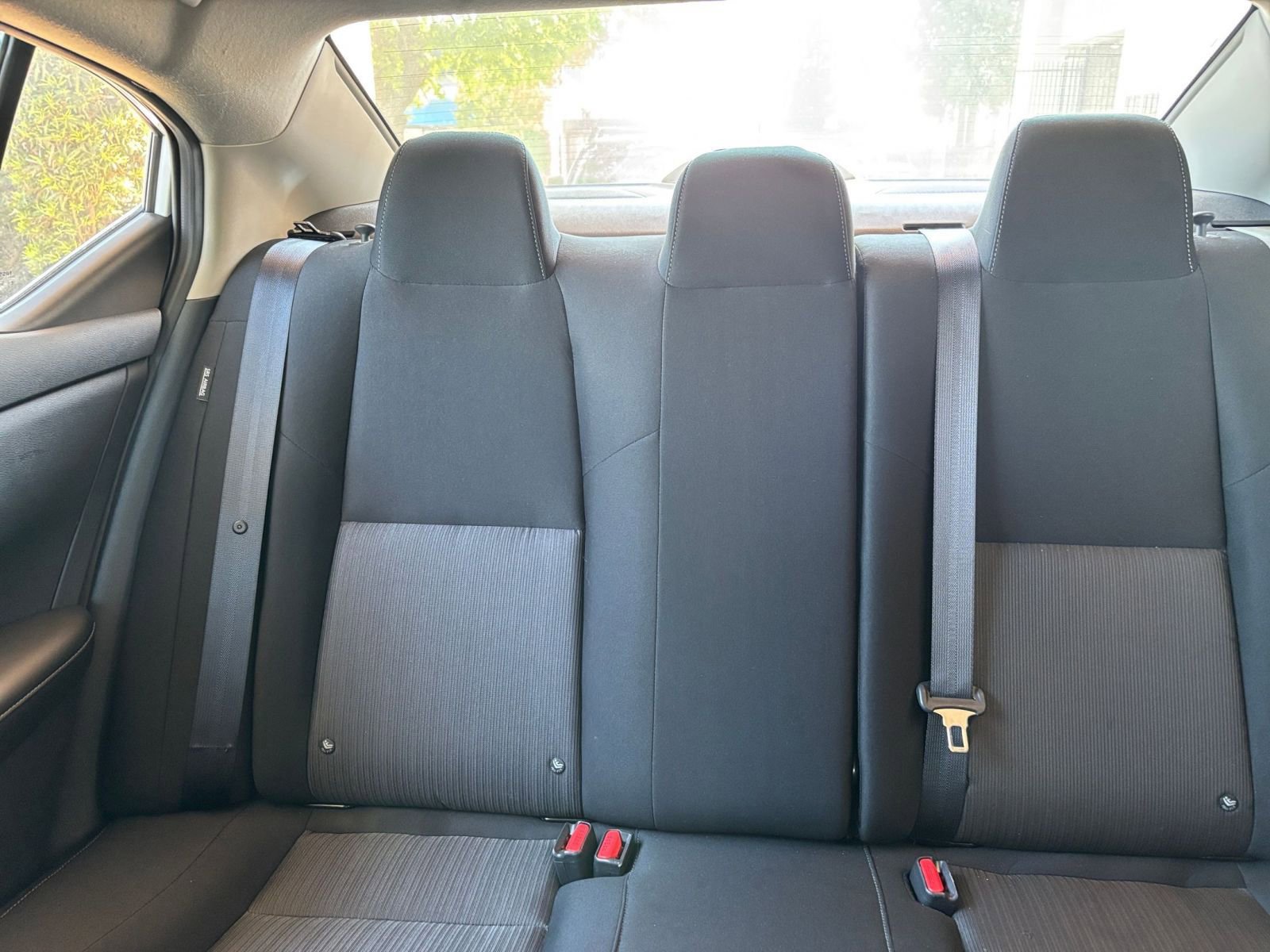 Used 2025 Nissan Sentra SV image 36