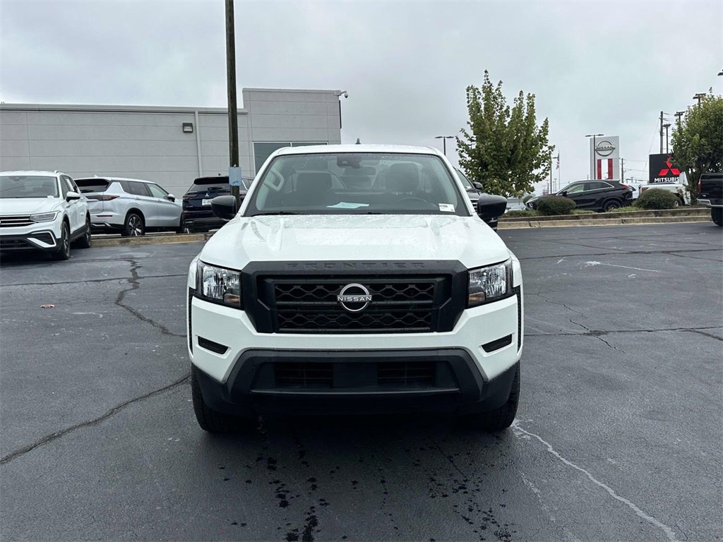 Used 2022 Nissan Frontier S image 2