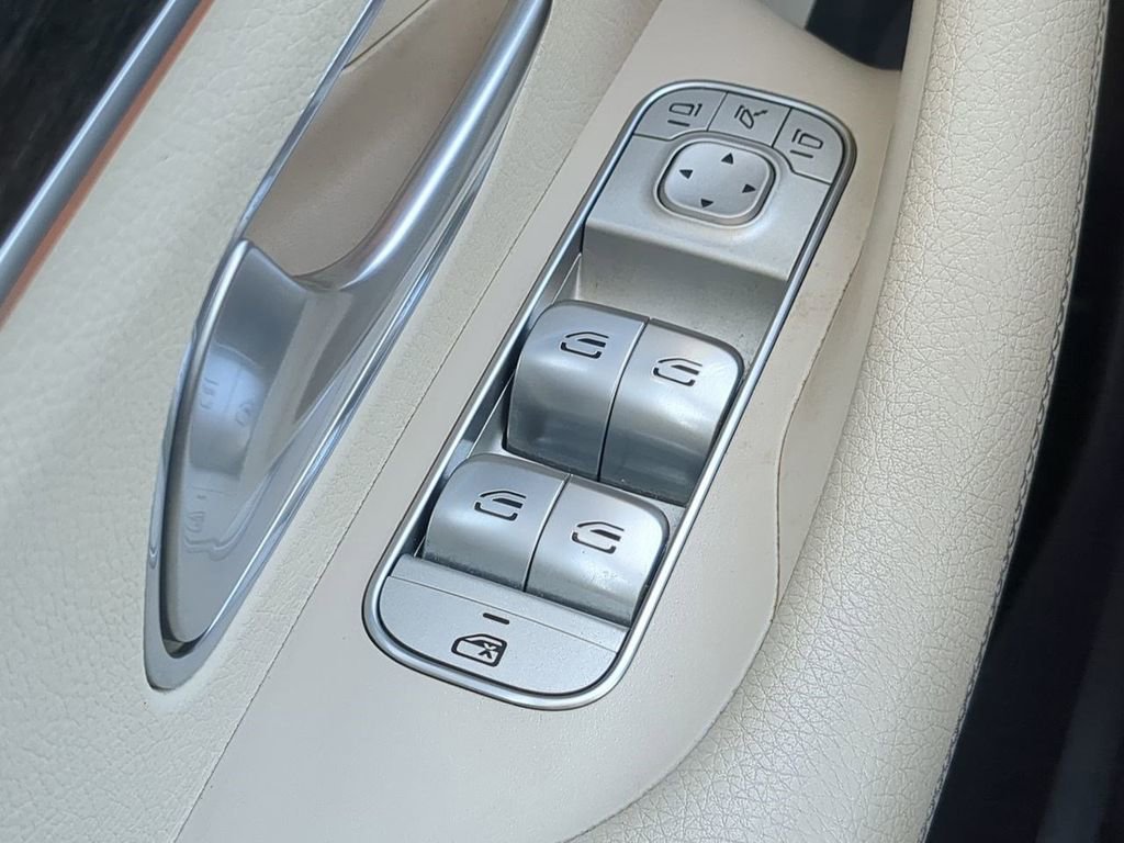 Used 2020 Mercedes-Benz GLE 350 image 25