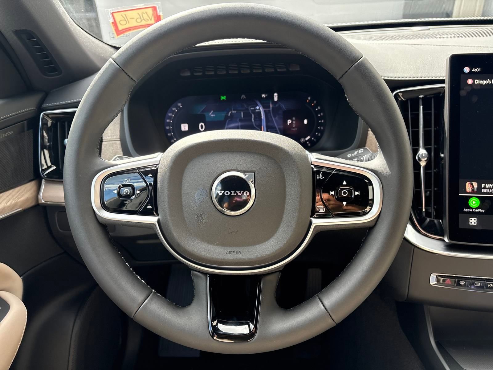 New 2026 Volvo XC90 B6 Plus w/ Protection Package Premier image 15