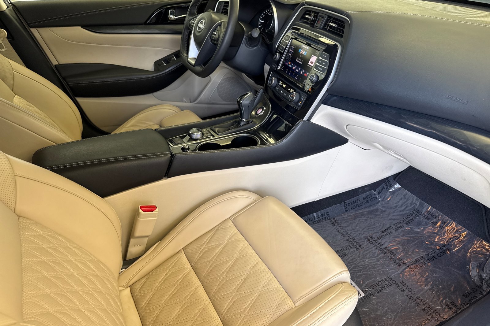 Used 2023 Nissan Maxima Platinum w/ Sport Mat Group FWD image 19