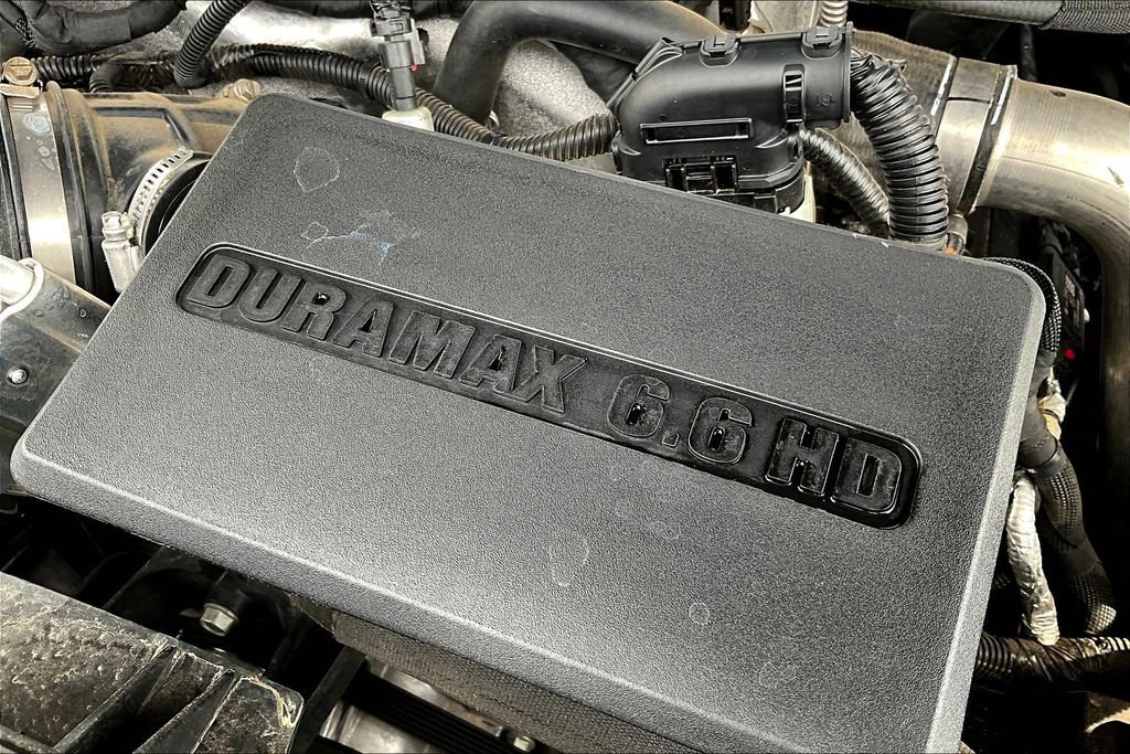 Used 2024 GMC Sierra 2500 AT4X image 42