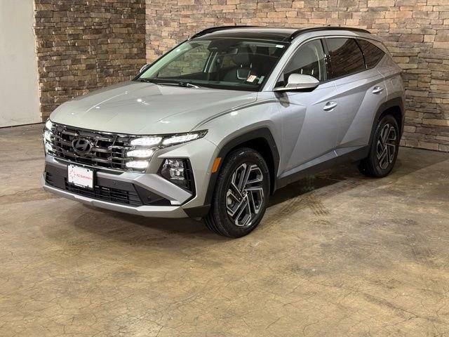 Used 2025 Hyundai Tucson Limited AWD/4WD image 5