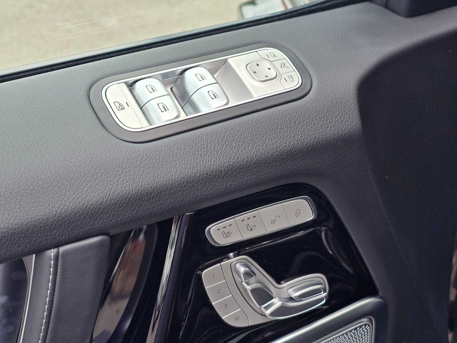 New 2027 Mercedes-Benz G 580 e image 25