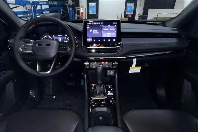 New 2026 Jeep Compass Latitude AWD/4WD image 41