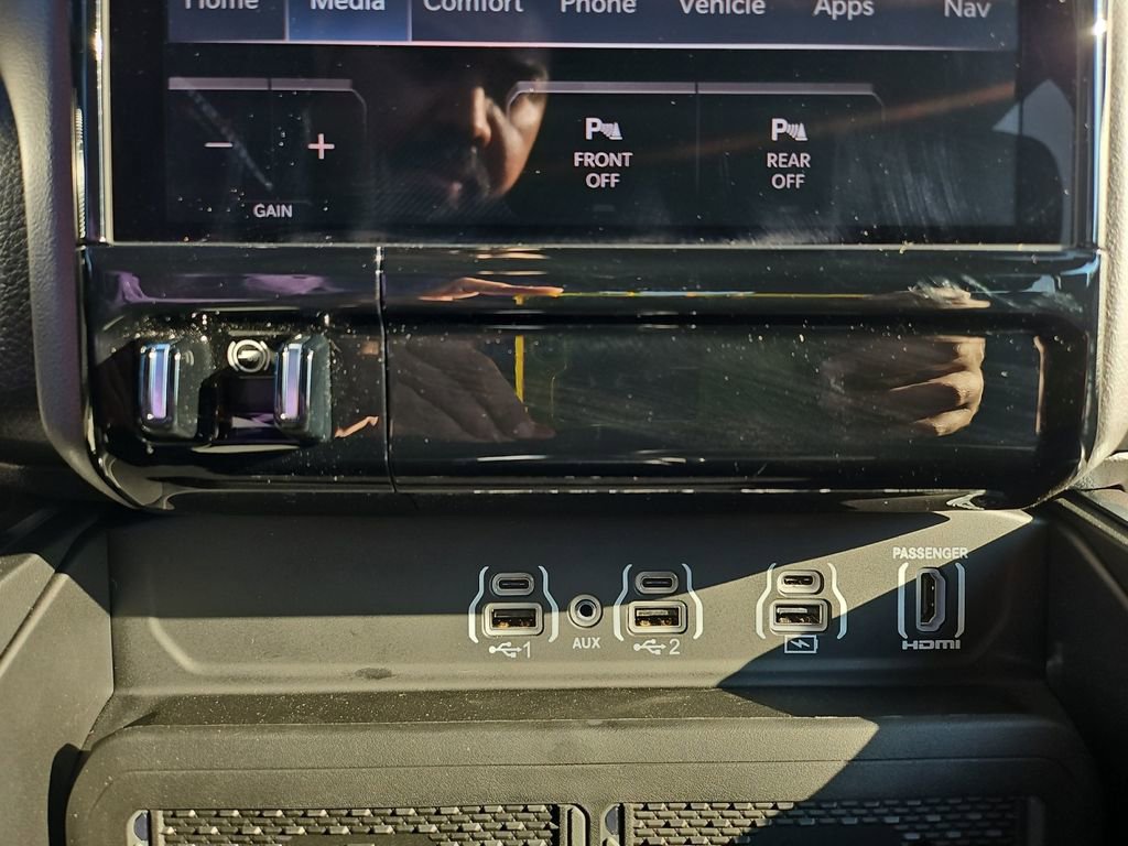New 2026 RAM 1500 Laramie w/ Night Edition image 21