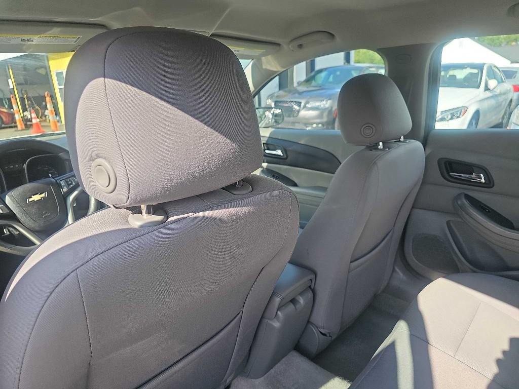 Used 2013 Chevrolet Malibu LS w/ Protection Package FWD image 26
