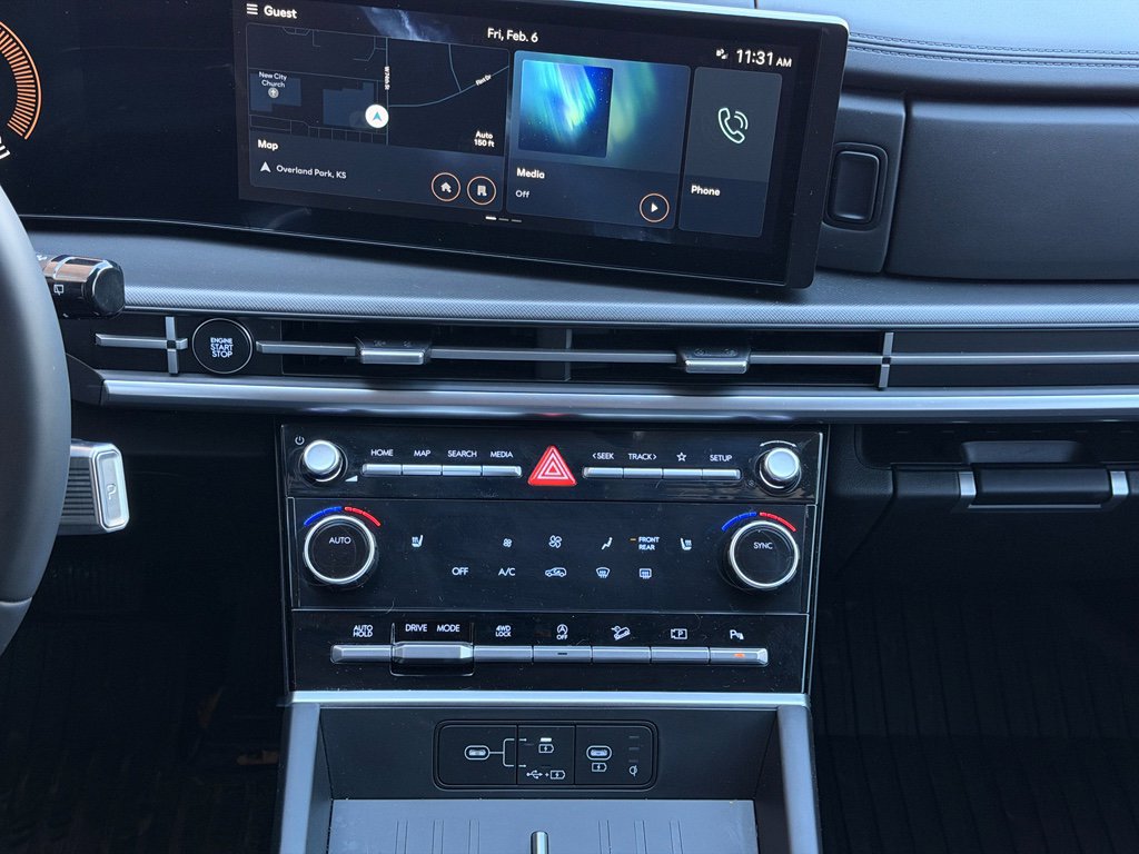 Used 2025 Hyundai Santa Fe XRT image 33