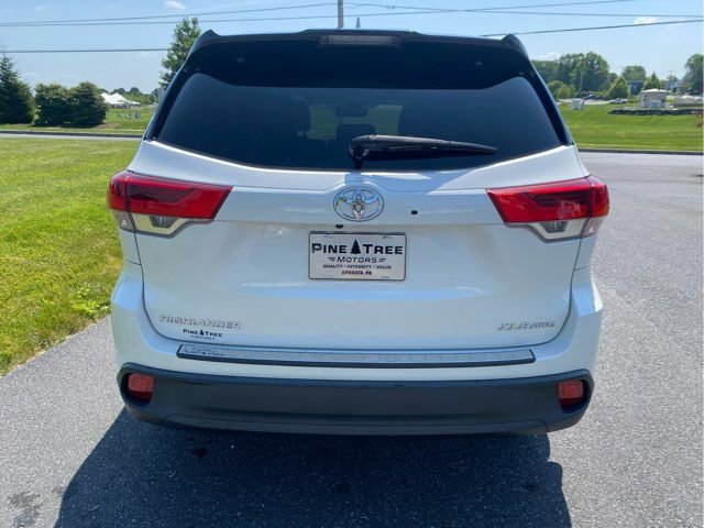 Used 2019 Toyota Highlander XLE image 30