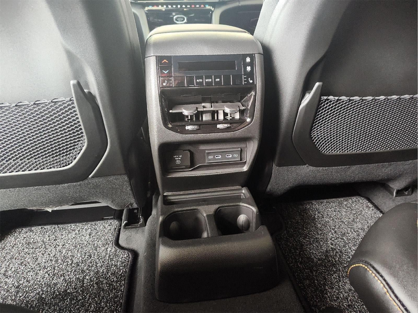 New 2026 Jeep Grand Cherokee L Limited AWD/4WD image 9
