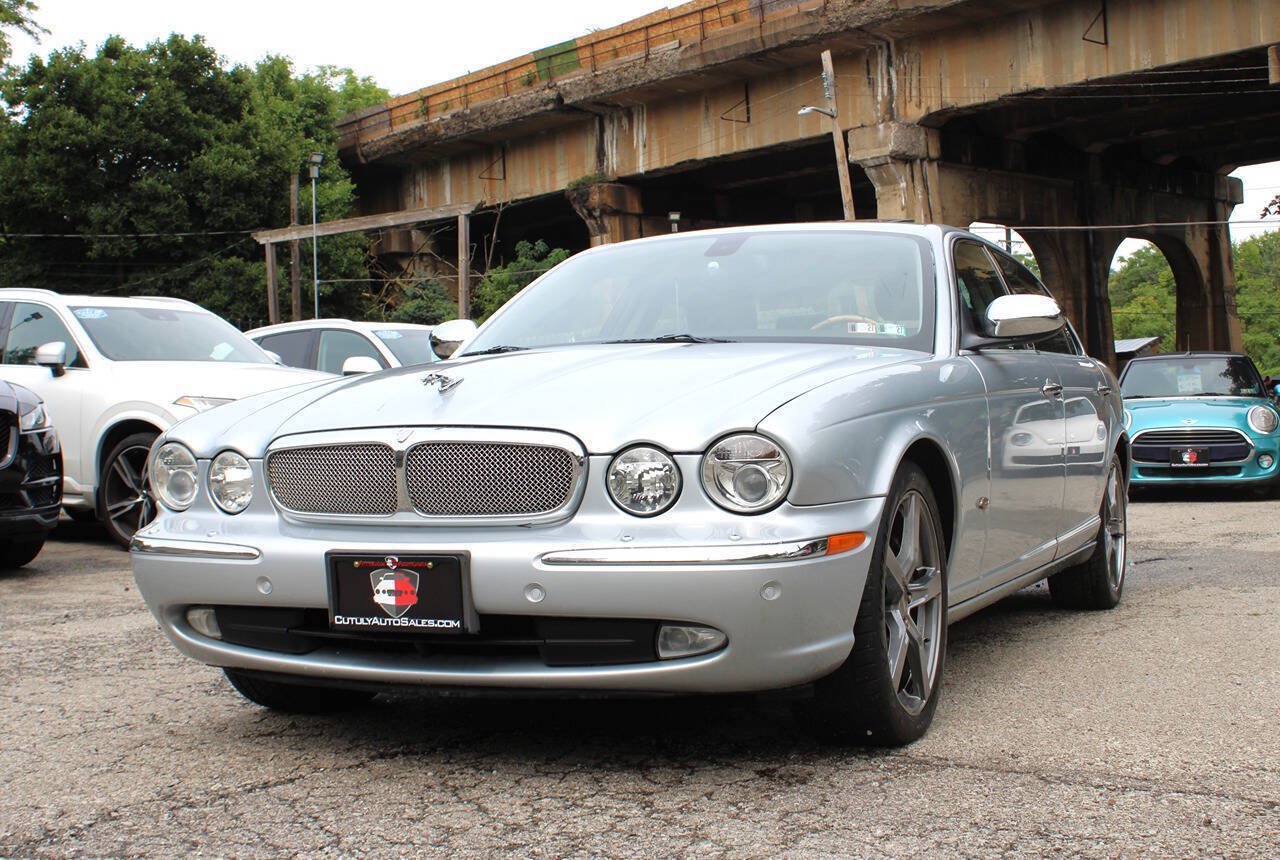 Used 2007 Jaguar XJ8 L RWD image 3