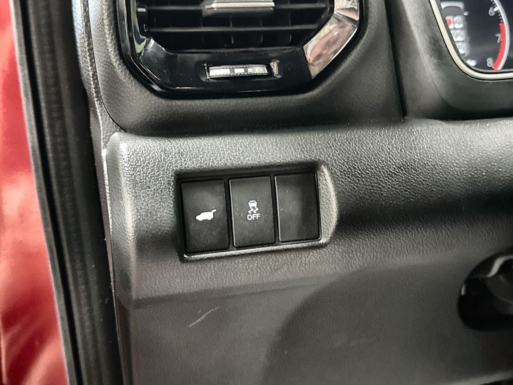 Used 2023 Honda Pilot Touring image 16