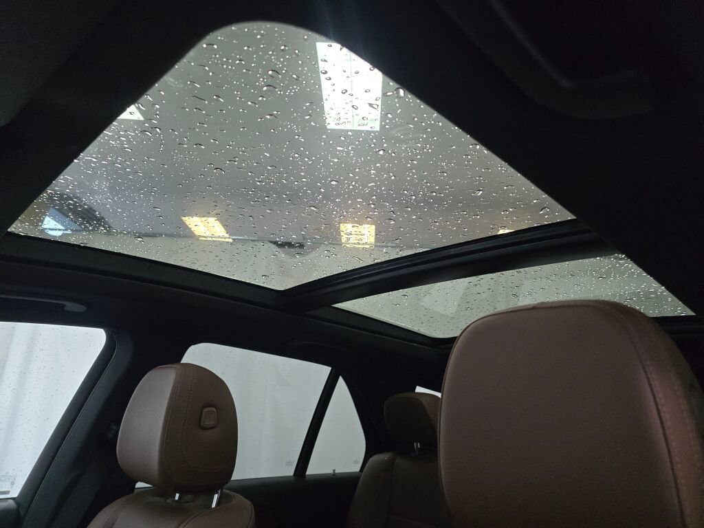 Used 2024 Mercedes-Benz GLE 350 GLE 350 w/ 3rd Row Seat Package image 48