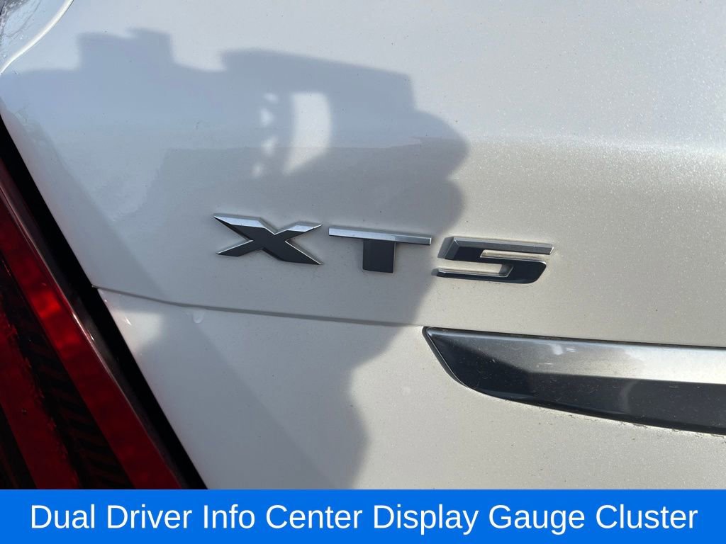 Used 2021 Cadillac XT5 Premium Luxury image 33