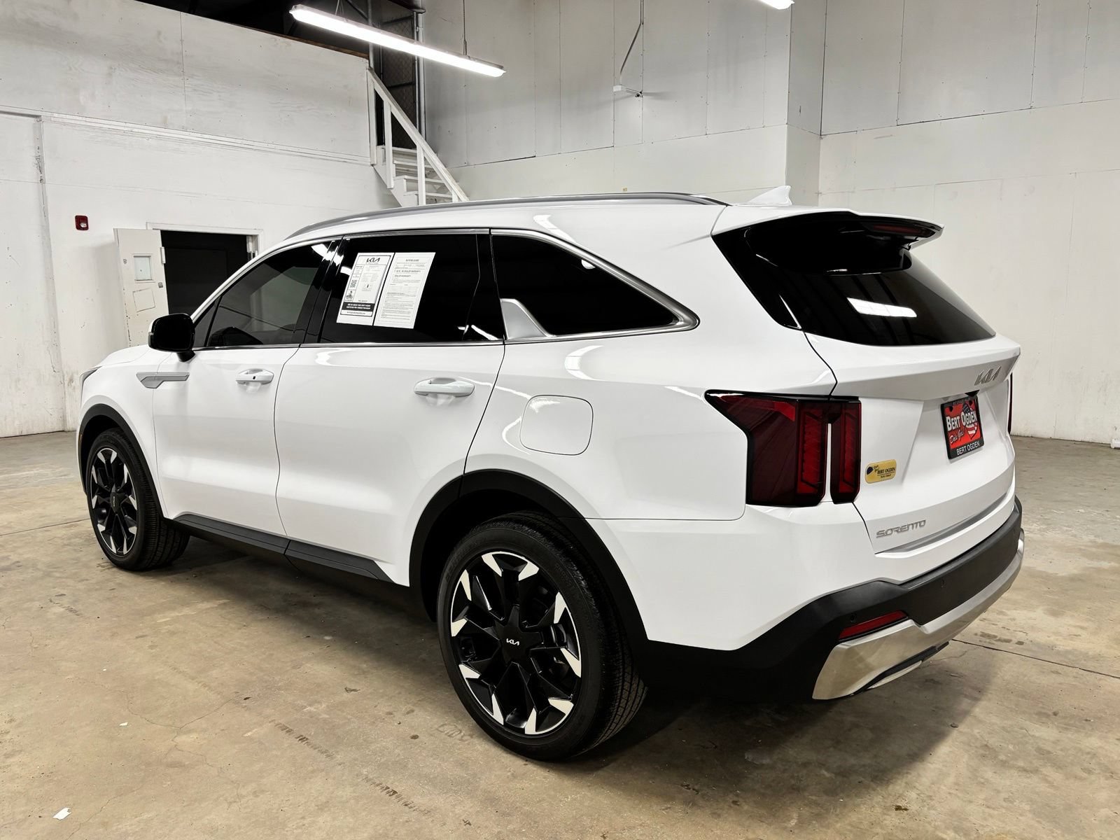 Used 2025 Kia Sorento EX FWD image 5