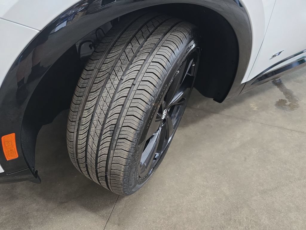 New 2026 Buick Envision Sport Touring AWD/4WD image 36