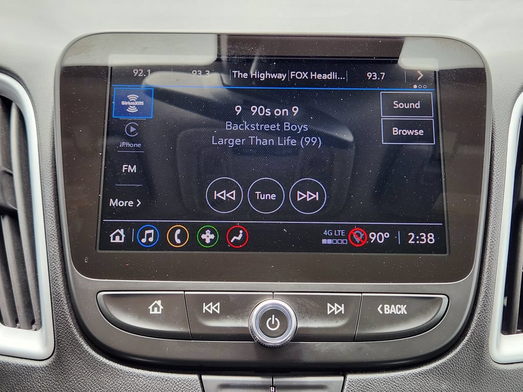 Used 2024 Chevrolet Malibu LT FWD image 16