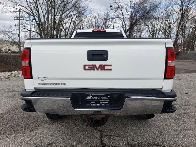 Used 2015 GMC Sierra 2500 4x4 Crew Cab image 4