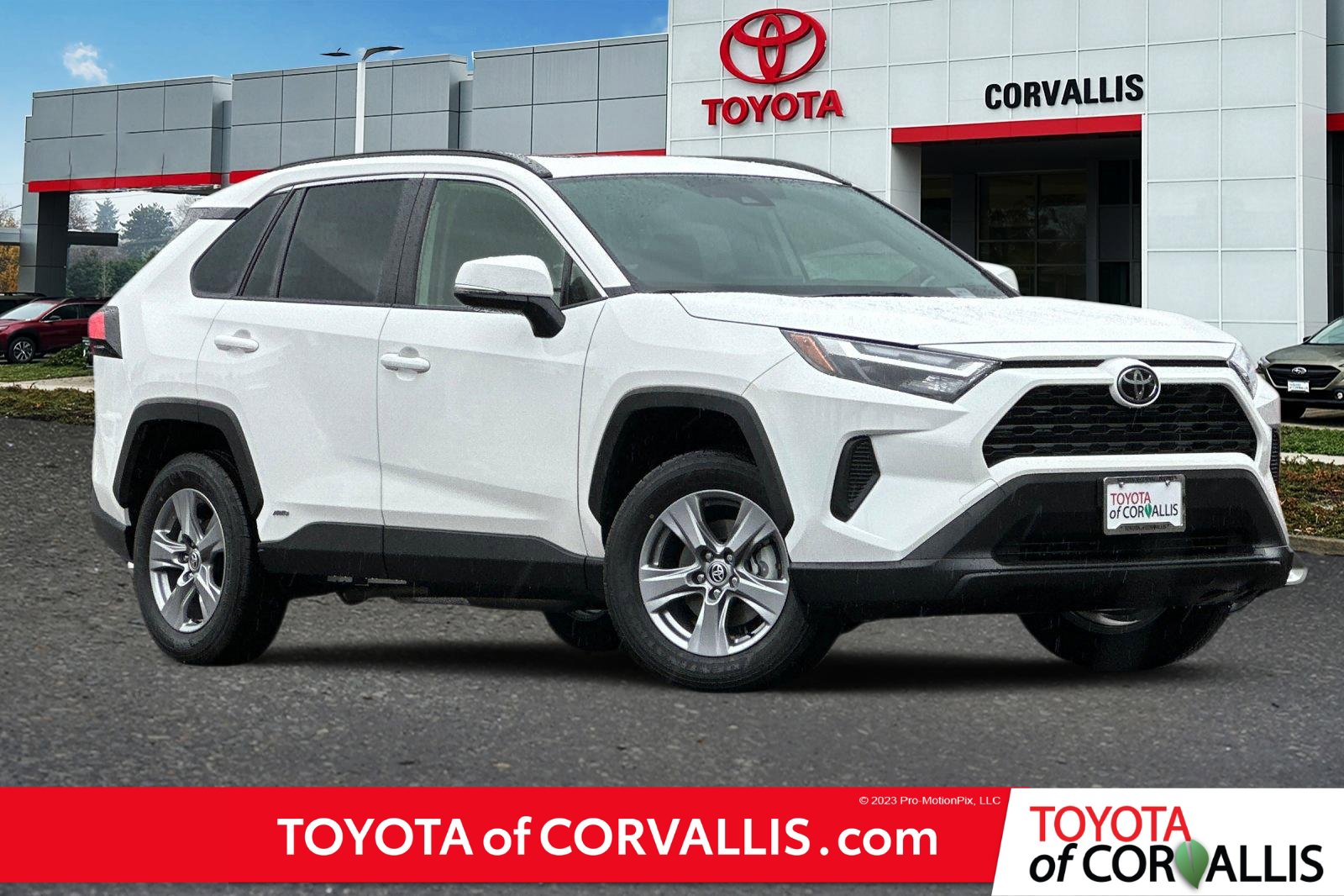 New 2025 Toyota RAV4 XLE w/ Convenience Package