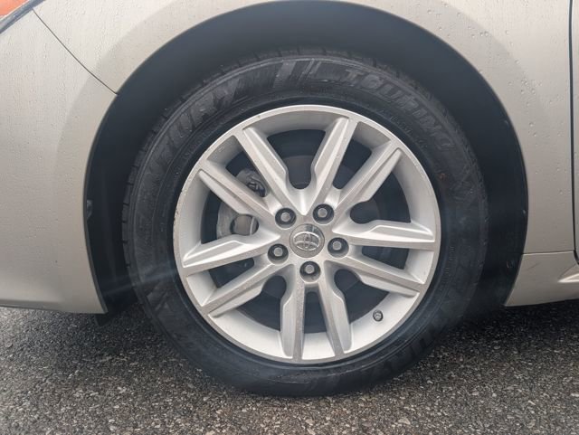 Used 2013 Toyota Avalon XLE FWD image 27