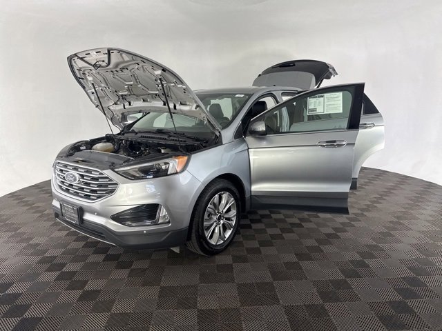 Used 2024 Ford Edge Titanium image 16