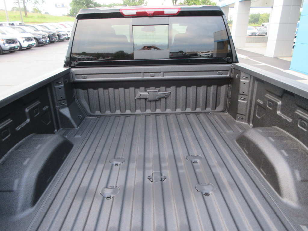 New 2026 Chevrolet Silverado 3500 LT w/ All Star Edition AWD/4WD image 15