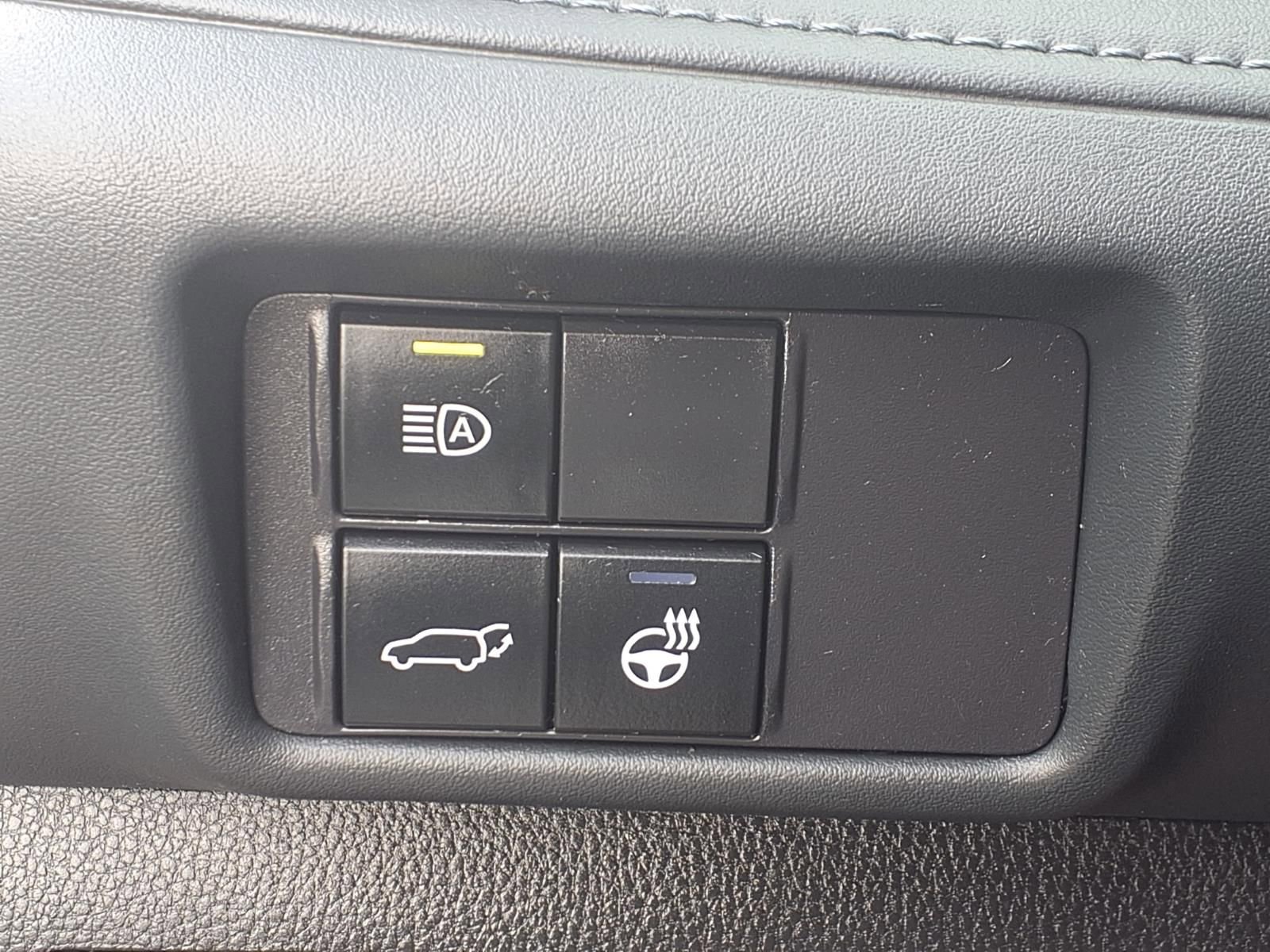 Used 2022 Toyota Highlander Limited image 7