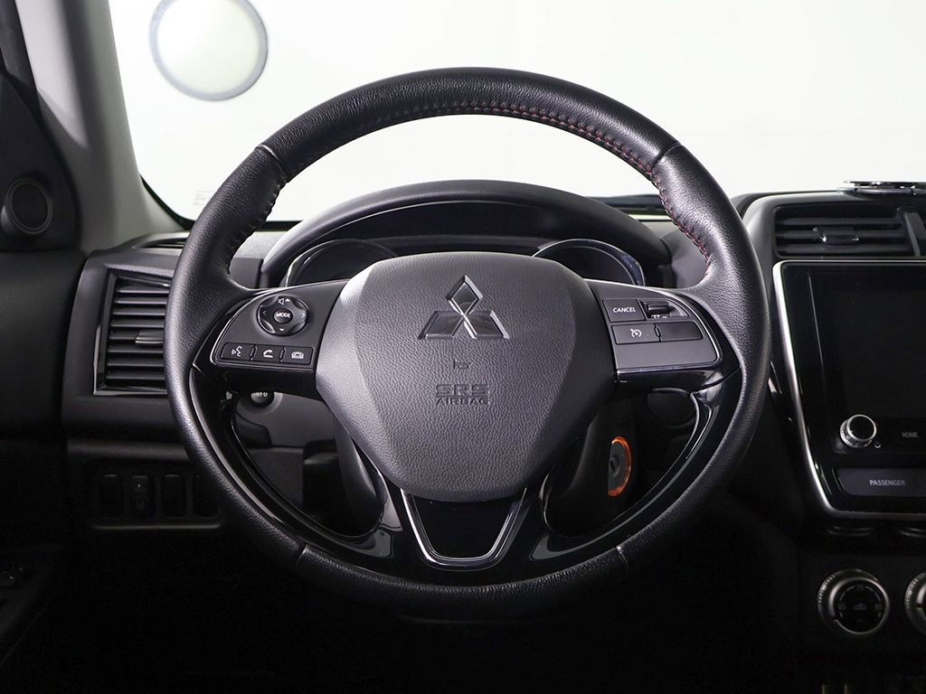 Used 2024 Mitsubishi Outlander Sport LE AWD/4WD image 32