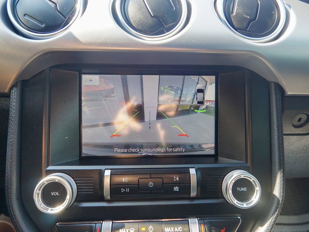 Used 2020 Ford Mustang Premium RWD image 18