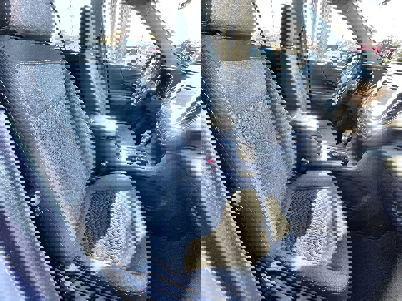 Used 2024 Chevrolet Equinox LT image 27