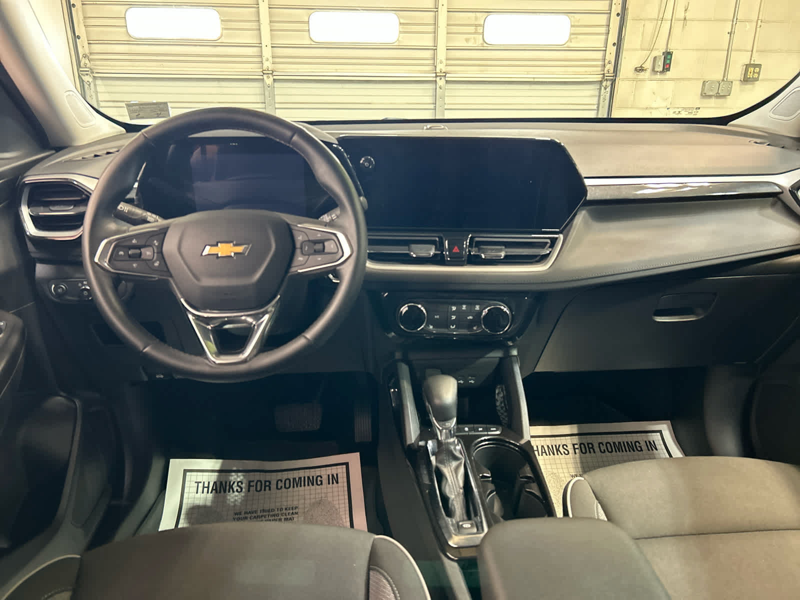 Used 2024 Chevrolet TrailBlazer LT w/ LT Cold Weather Package AWD/4WD image 4
