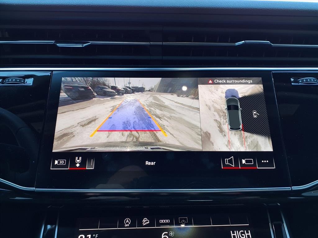 Used 2025 Audi Q7 2.0T Premium w/ Convenience Plus Package image 17